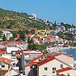 Apartman 6