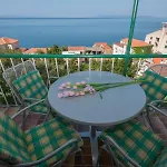Apartman 6 *