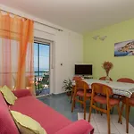 Apartman 6