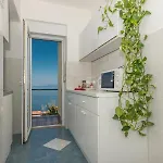 6 Apartman *