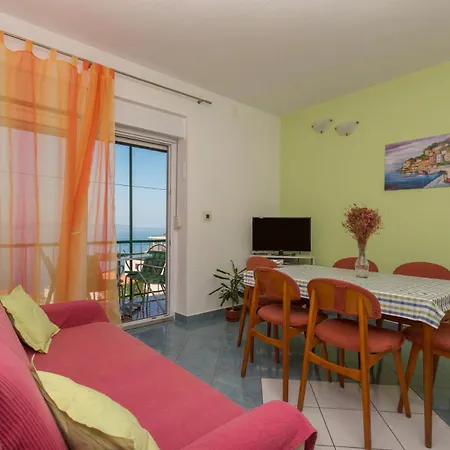 דירה 6